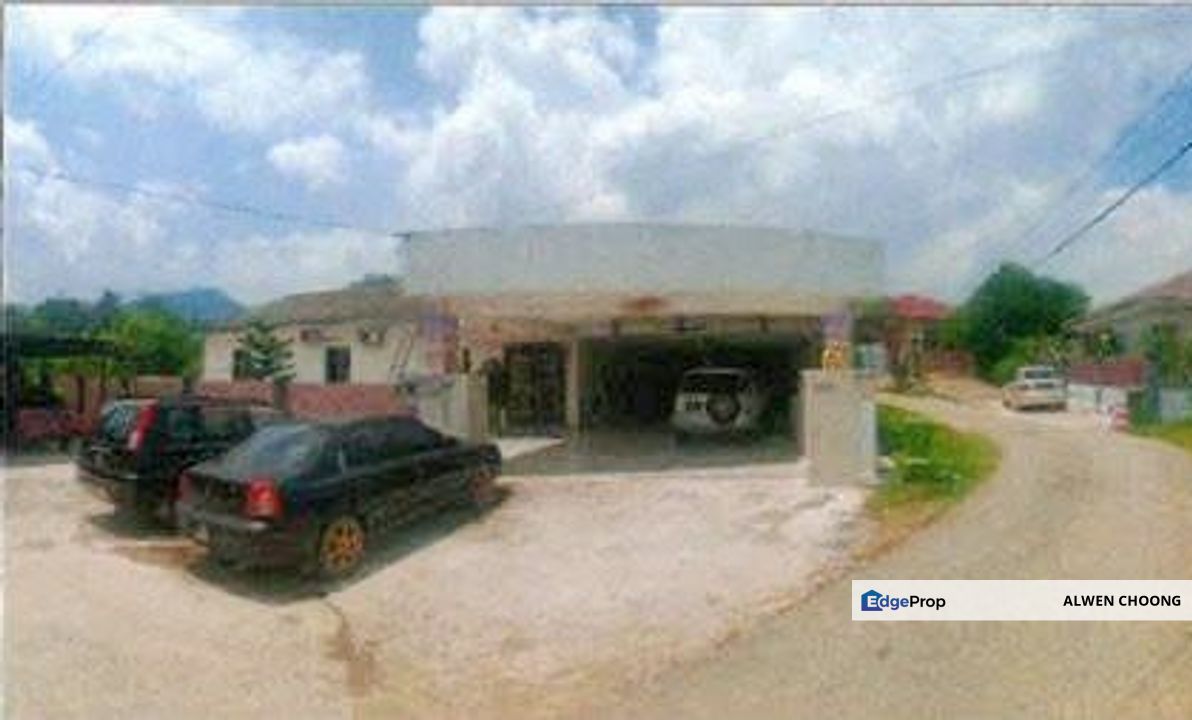 Bank Lelong Terrace House, Raub: PT 8625, Kelompok 1, Bukit Koman, 27600, Raub, Pahang, Pahang, Raub