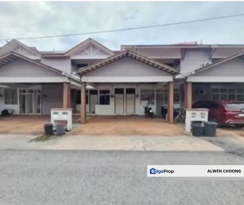 Bank Lelong Townhouse, Kepala Batas: No. A-1-29, Kondo Villa Putra, Lorong Indera Putera 5, 13200 Kepala Batas, Penang, Penang, Kepala Batas