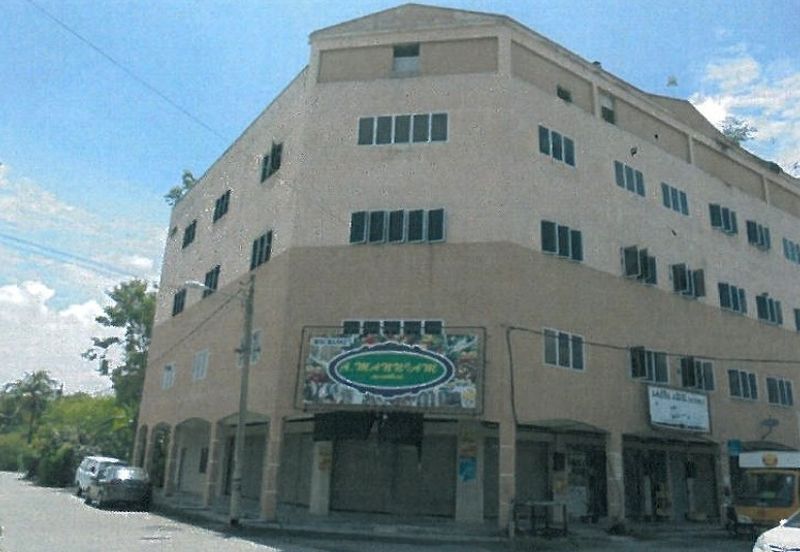 Bank Lelong Corner ShopHouse, Teluk Intan: No. 103A, Lorong 5, Taman Muhibbah, 36000, Teluk Intan, Perak