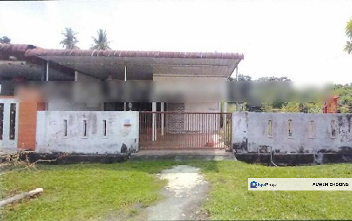 Bank Lelong Semi-D House, Lunas: No. 897, Lorong Desa Makmur 2/5, Taman Desa Makmur II, 09600, Lunas, Kedah, Kedah, Lunas