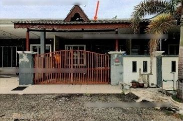 TAMAN BUNGA RAYA, TAPAH