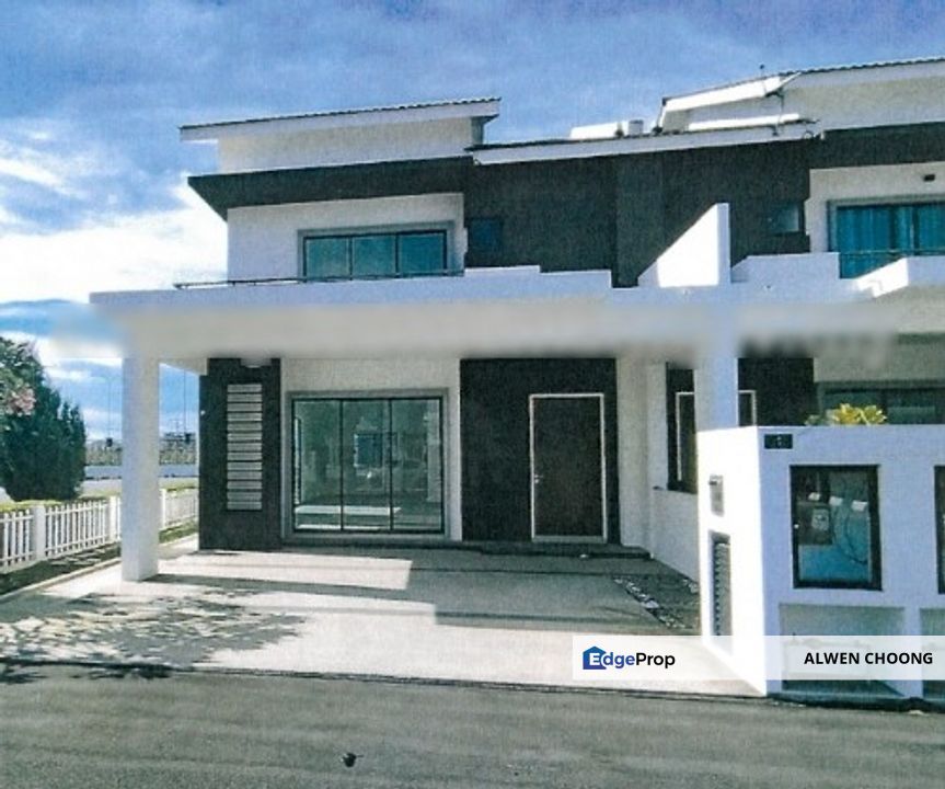 Bank Lelong Corner House, Kepala Batas: No. 1, Lorong Mekar Sari Anggun 4, Taman Mekar Sari Anggun, 13200, Kepala Batas, Pulau Pinang, Penang, Bertam