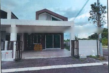 Bank Lelong End Lot Terrace House, Chemor: No. 40, Jalan Klebang Aman 2, Taman Klebang Tropika, 31200, Chemor, Perak