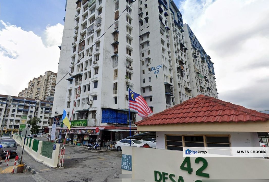 Desa Gree 42 Bank Lelong, Jelutong: No. 42-8-12, Jalan Van Praagh, Desa Green, 11600 Jelutong, Penang, Penang, Jelutong