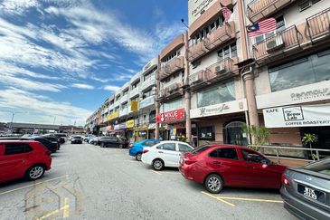 Lebuh Turi, Taman Chi Liung