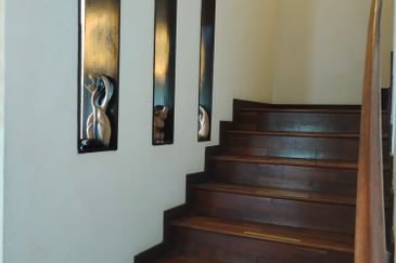 Subang bestari bungalow for sale 