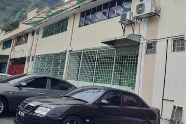 Taman Industri Bolton