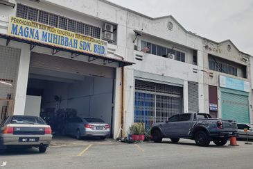 Taman Industri Bolton