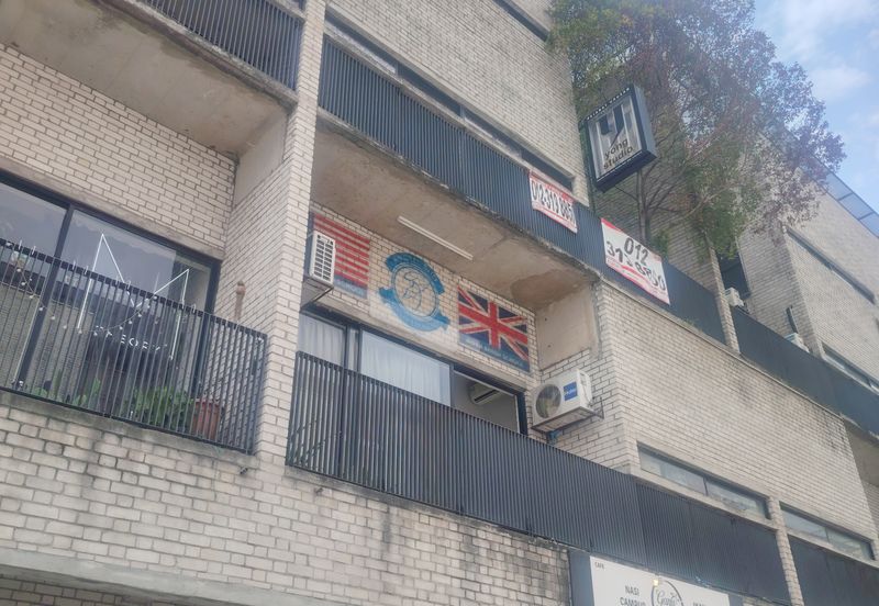 T6, Lightgrey (Pusat Komersial LGSB)