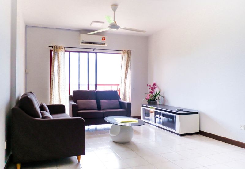 Villamas Condominium