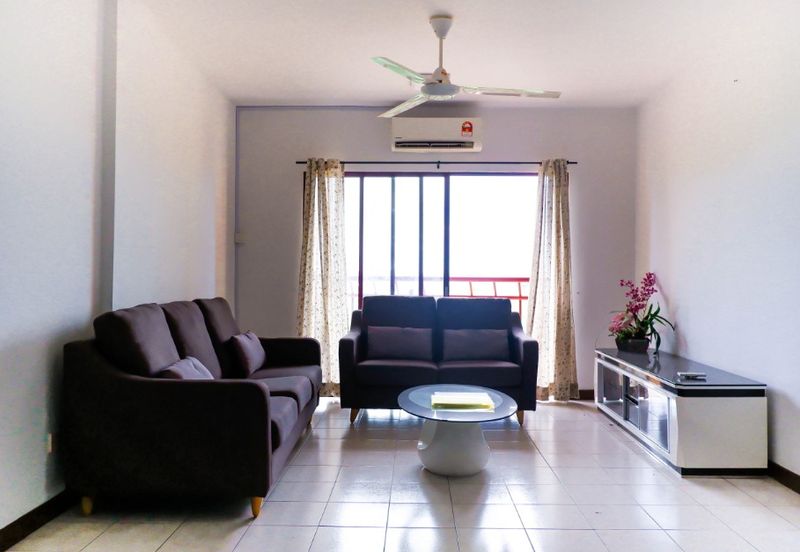 Villamas Condominium