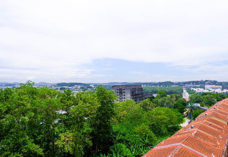 Villamas Condominium