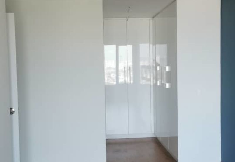 Kiara East Suite DEX