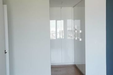 Kiara East Suite DEX