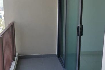 Kiara East Suite DEX