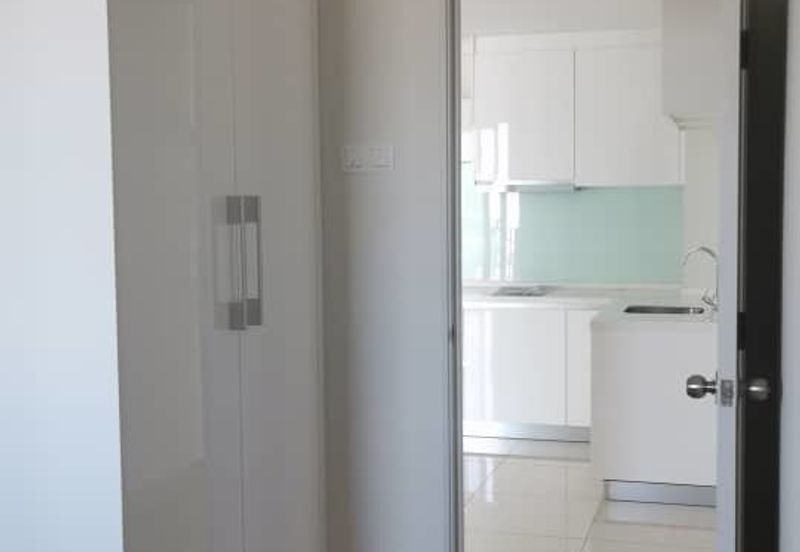 Kiara East Suite DEX