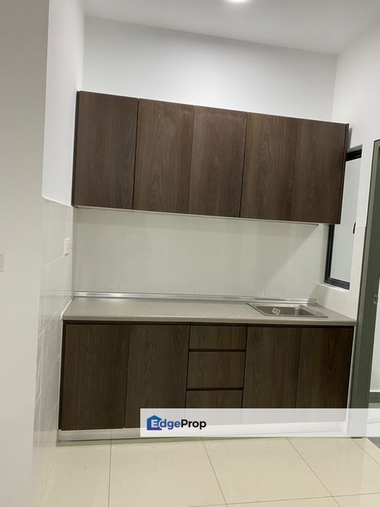 The Herz Condo Mid Floor Unblock View Strategy Location MRT Must View, Selangor, Kepong