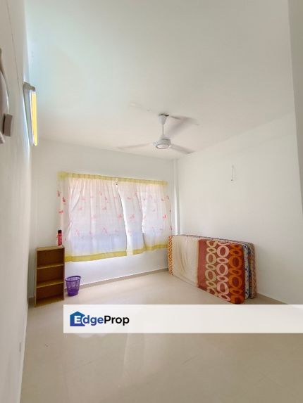 Vista Magna Low Floor Bumi Lot MRT Station Well Kept Strategy Location, Kuala Lumpur, Kepong