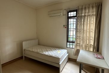 Royal Domain Sri Putramas II