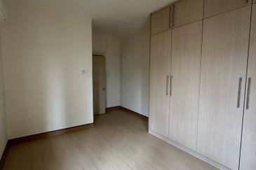 Royal Domain Sri Putramas II