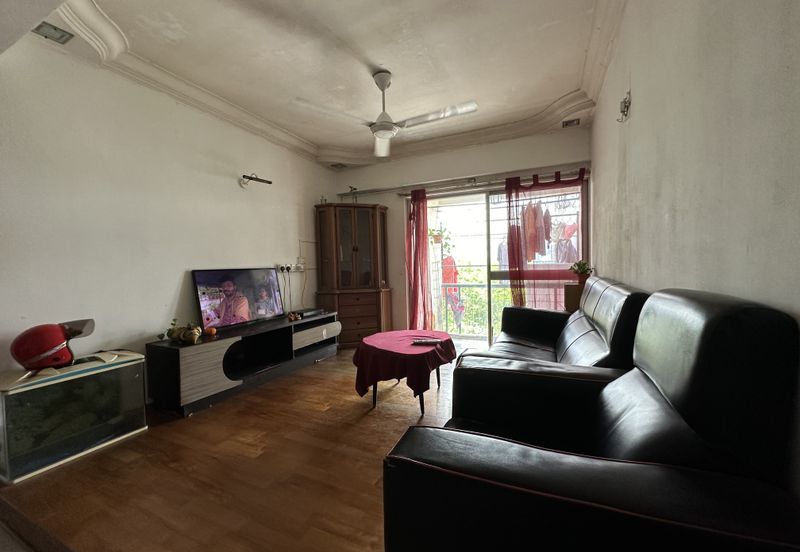 Sri Damansara Courts