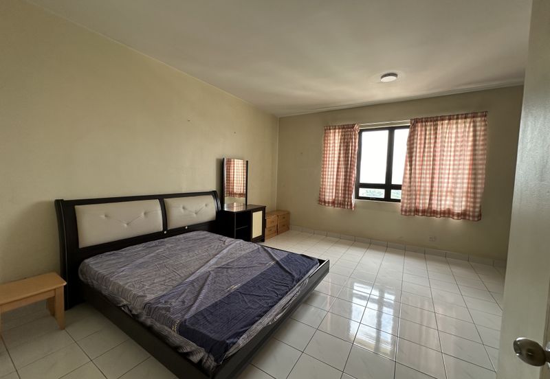 Mutiara Oriental Condominium