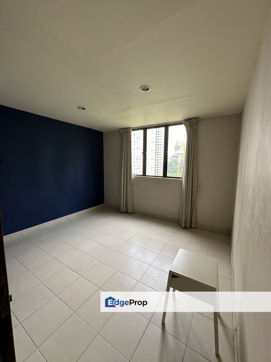 Menara Duta 2 Well Kept Below Market price Exclusive LRT Freehold KL, Kuala Lumpur, Dutamas