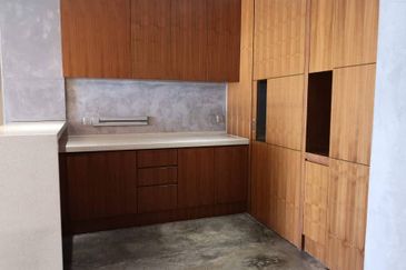 Papillon Desahill Condominium