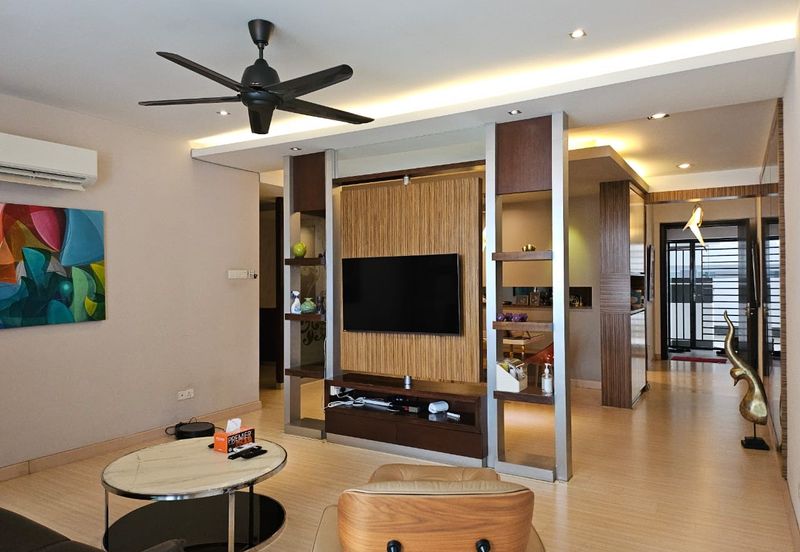 Papillon Desahill Condominium