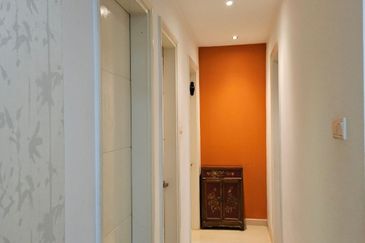 Papillon Desahill Condominium