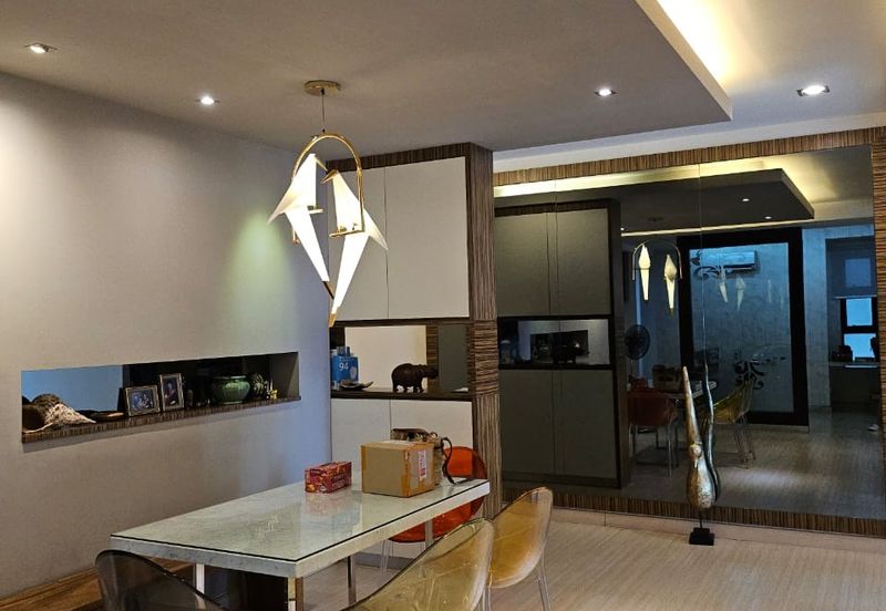 Papillon Desahill Condominium