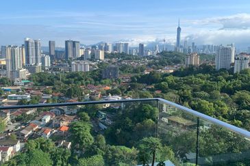 Papillon Desahill Condominium