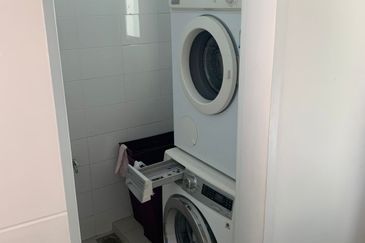 Papillon Desahill Condominium