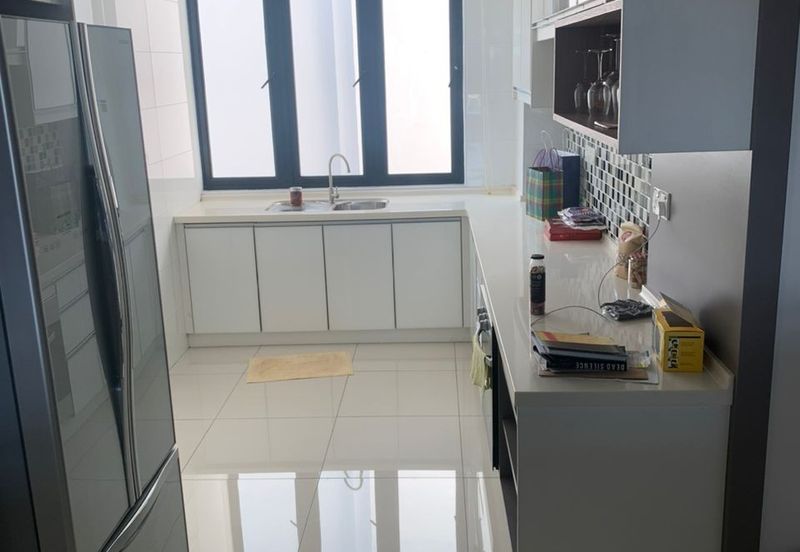 Papillon Desahill Condominium