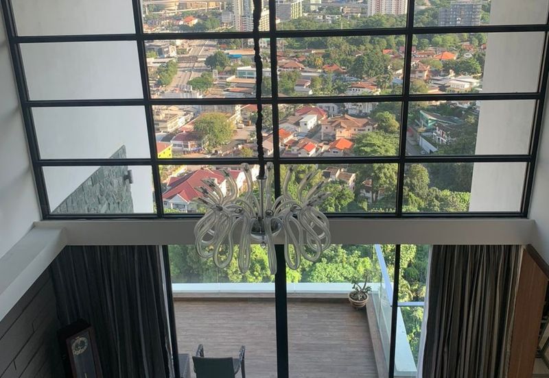 Papillon Desahill Condominium