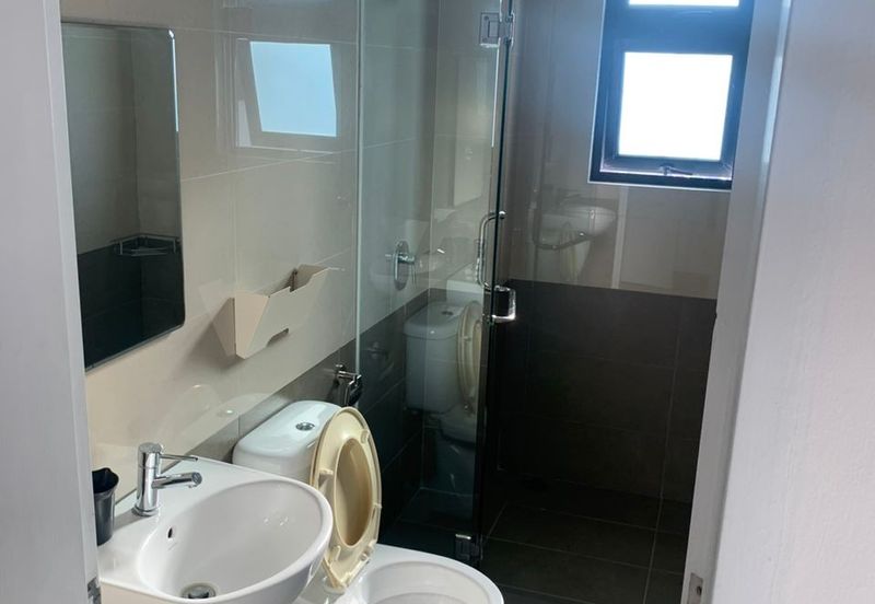 Papillon Desahill Condominium