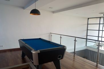 Papillon Desahill Condominium