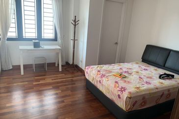 Papillon Desahill Condominium