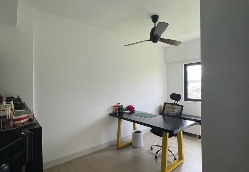 Royalle Condominium @ North Kiara