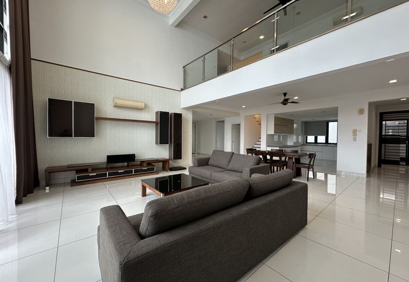 Papillon Desahill Condominium