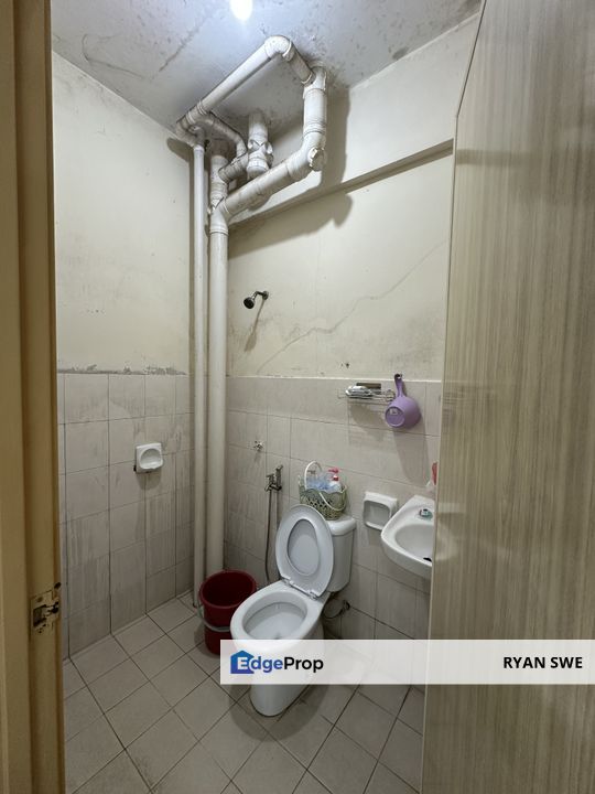 Vista Mutiara Condo 2 car parks Mid Floor Below Market Price Must View, Kuala Lumpur, Kepong