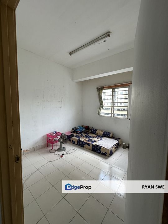 Vista Mutiara Condo 2 car parks Mid Floor Below Market Price Must View, Kuala Lumpur, Kepong