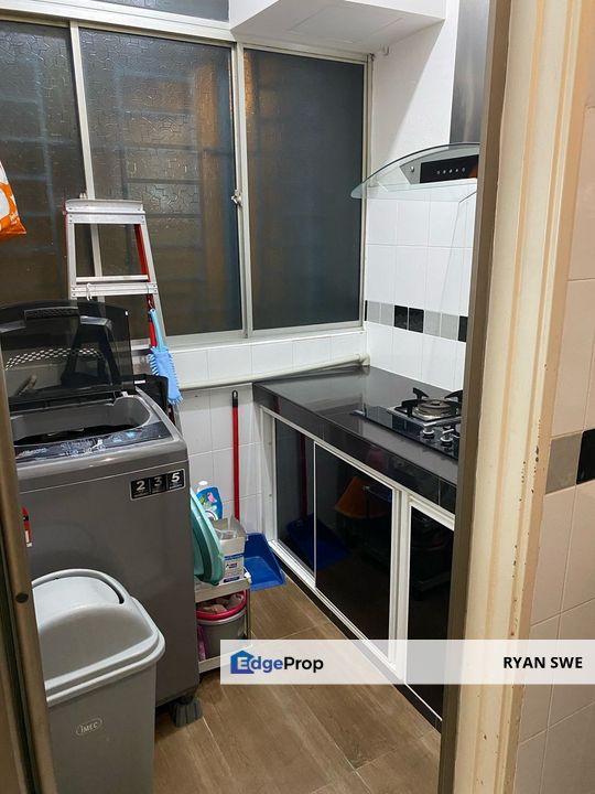 Msq Condo Metropolitan Square Fully Furnished 2 car parks Convenient, Selangor, Damansara Perdana