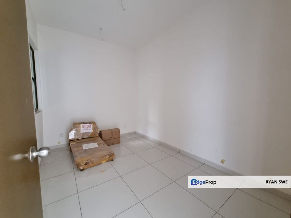 Suria Putra condominium Golf Freehold Below Market High Floor Low Dens, Selangor, Bukit Rahman Putra