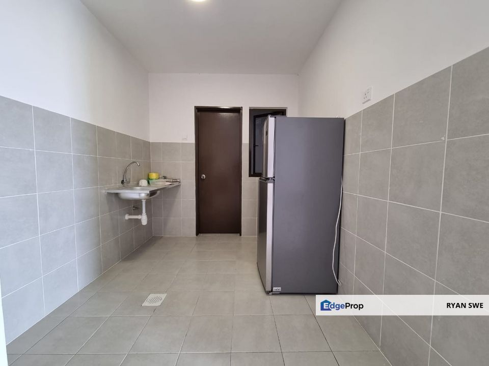 Suria Putra condominium Golf Freehold Below Market High Floor Low Dens, Selangor, Bukit Rahman Putra