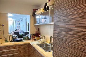 Casa Prima Condominium