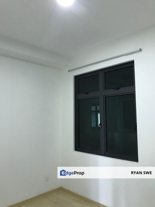 The Henge Condo Low Floor Well Kept 2car parks Strategy Locations KL, Kuala Lumpur, Kepong