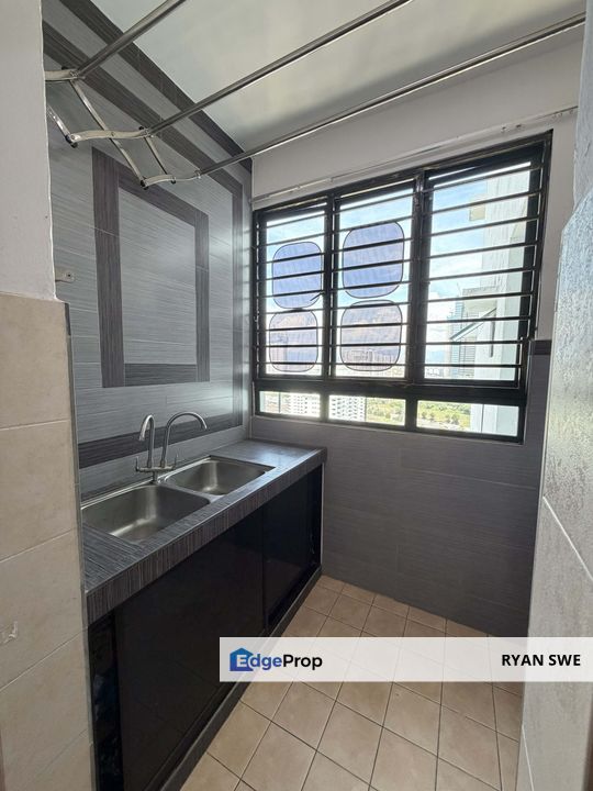 Changkat View High Floor Tip-Top conditions Renovated Exclusive 2cp KL, Kuala Lumpur, Dutamas