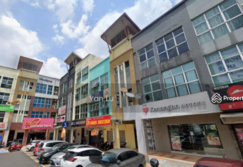 Bandar Tun Hussein Onn