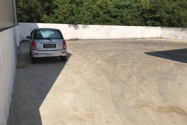 Factory Warehouse Kawasan Perindustrian Sri Rapat Ipoh 